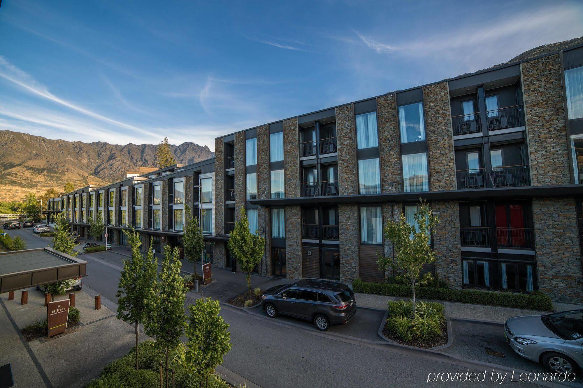 Doubletree By Hilton Queenstown Exterior photo